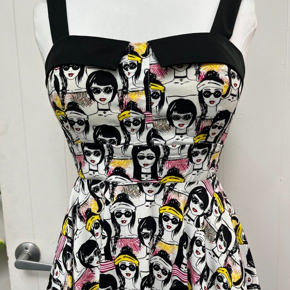 Eva Rose Retro Face Print Pinup Fit and Flare Dress with Pockets - Picture 2 of 4